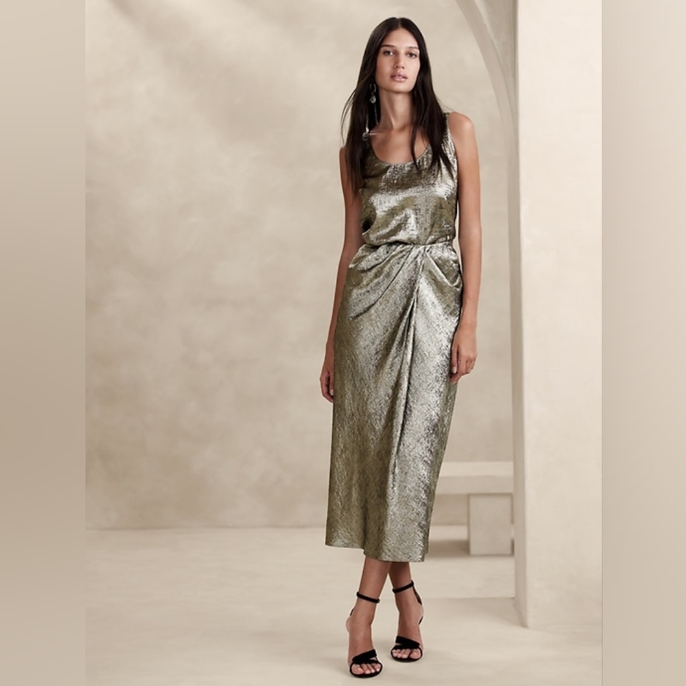 BR Oro Twist-Front Skirt